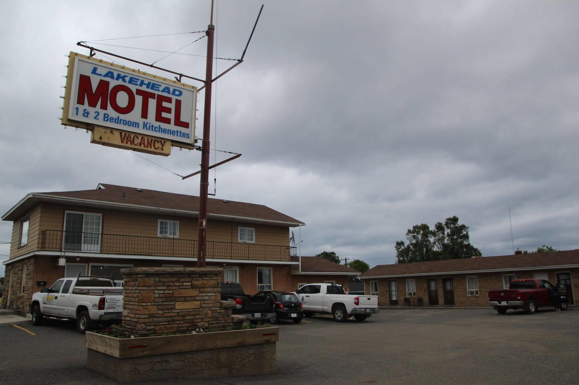 Lakehead Motel Thunder Bay Exterior photo